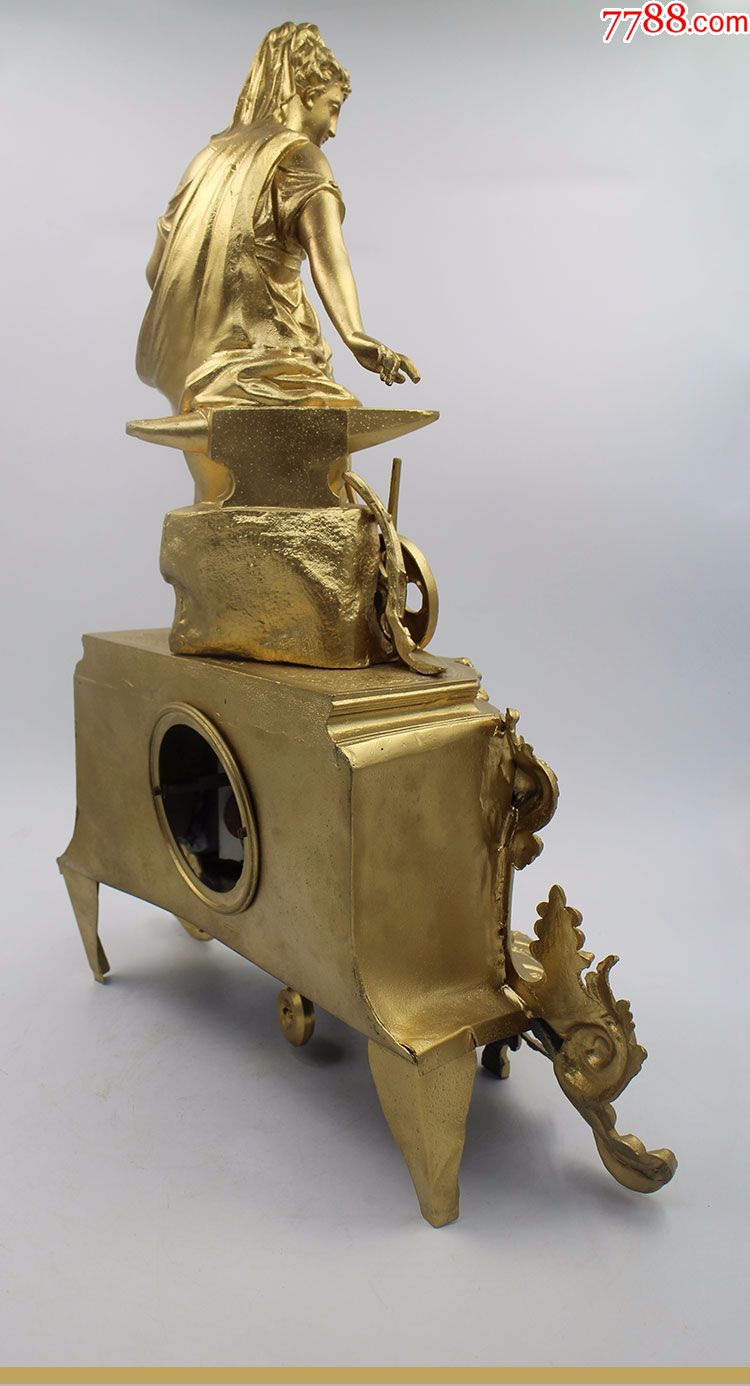 19世纪法国古风塞夫尔粉红地幔工业金属钟黄