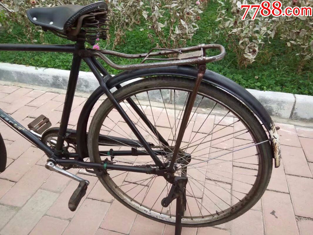 老红旗二八自行车,古董自行车