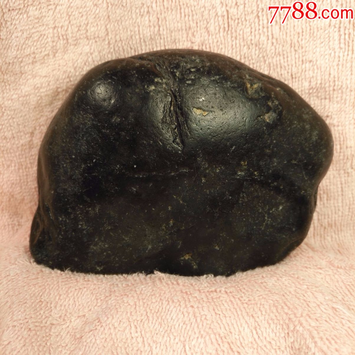 a92东海黑石(陨石)850克13*9*4厘米