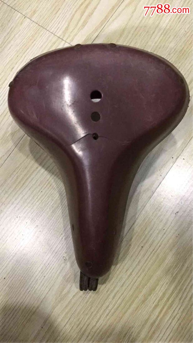 老车座子,大二八拆车件
