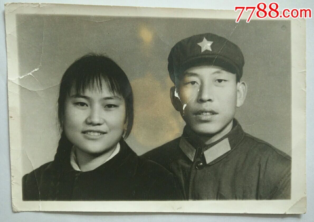 七十年代老照片—普通半身合影照