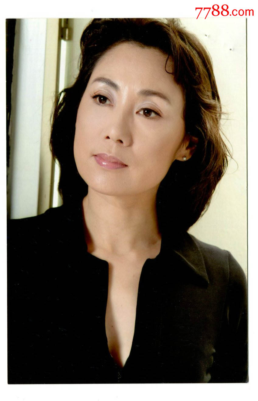 明星照片美女明星青年演员李岚原照八一电影制片厂演员金鹰奖最佳女