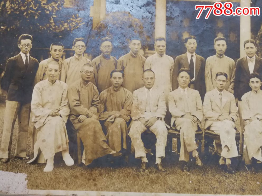 民国王开照相:不知道有名人么?懂的来