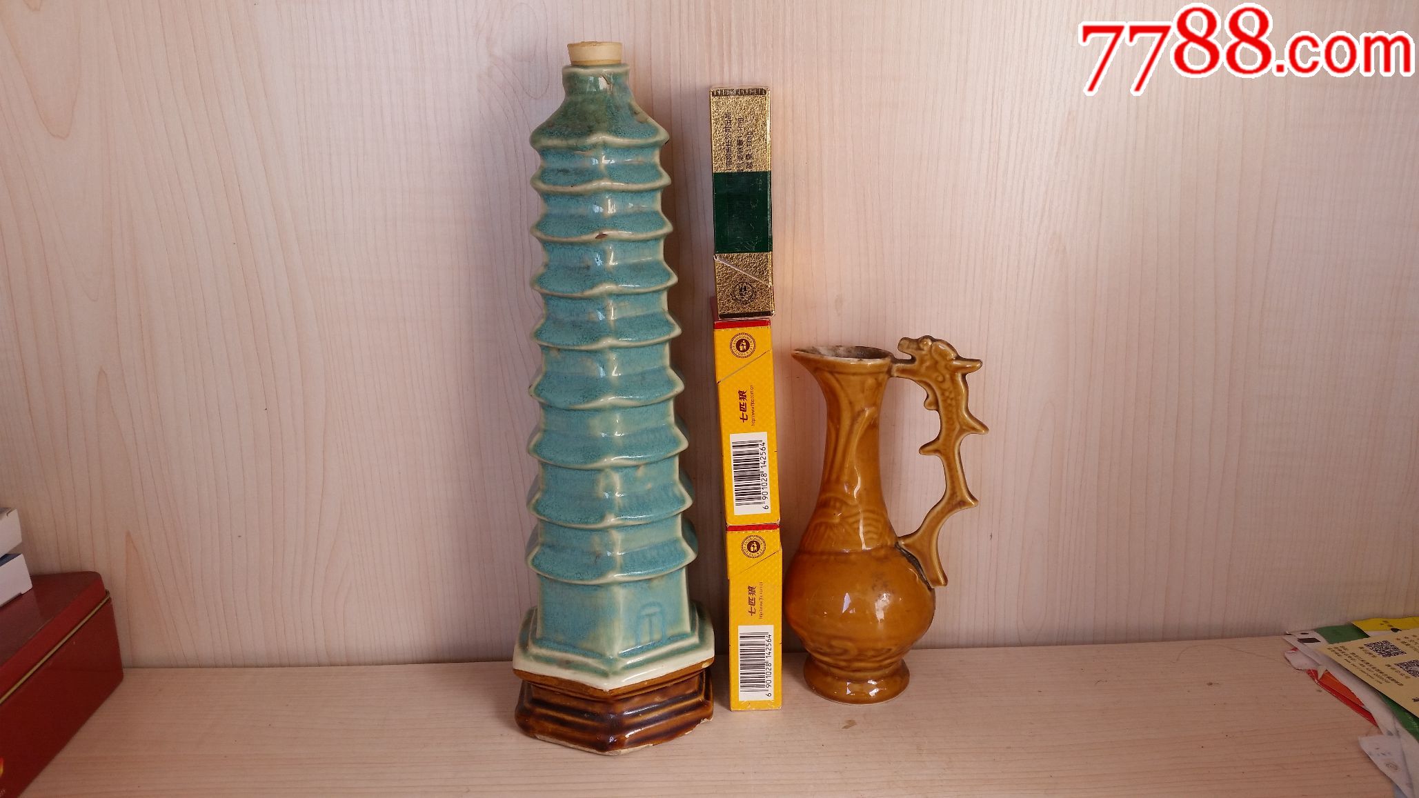 塔形酒瓶【来来往往藏品店】_第1张_7788收藏__中国收藏热线