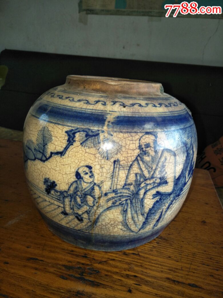 清代青花人物罐