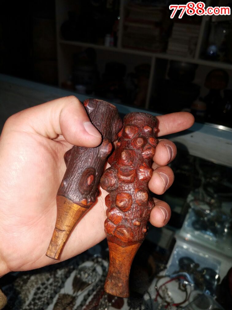 少见民国云南花椒木抽支烟的烟锅两个,已经用了大红