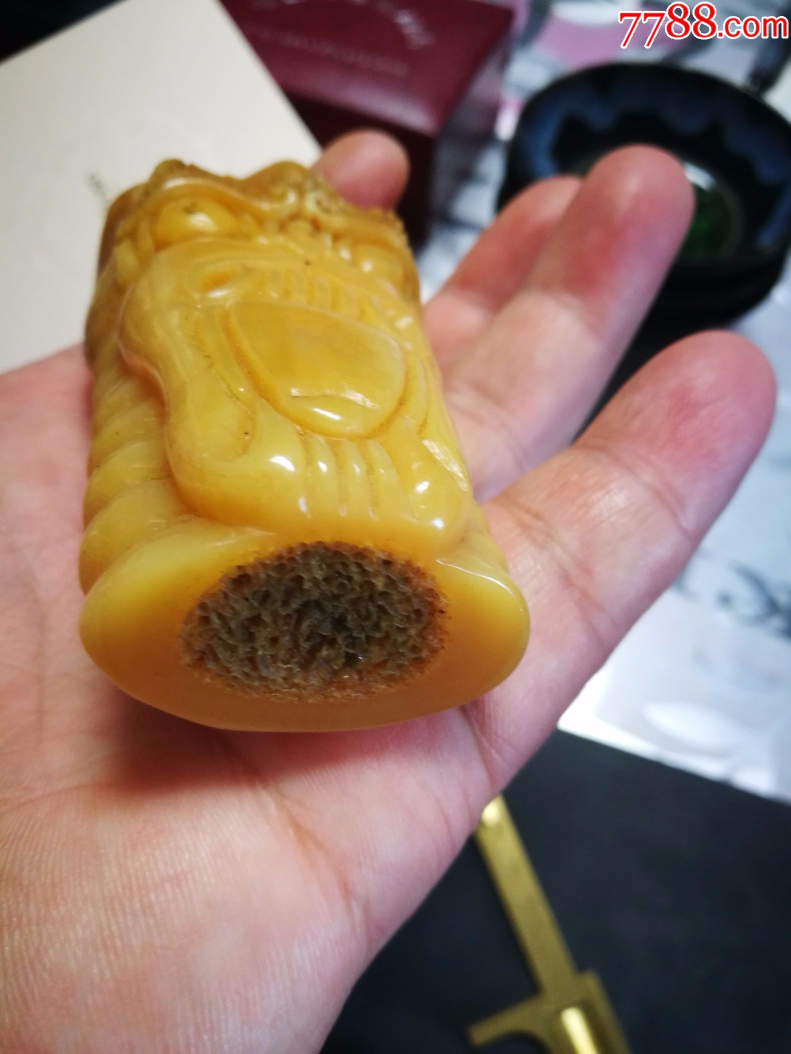 骆驼骨手把件