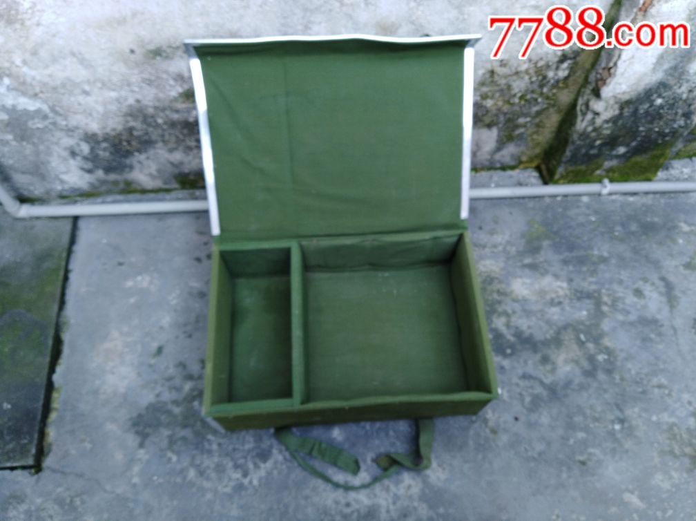 "小八一"电台专用箱(*用品)