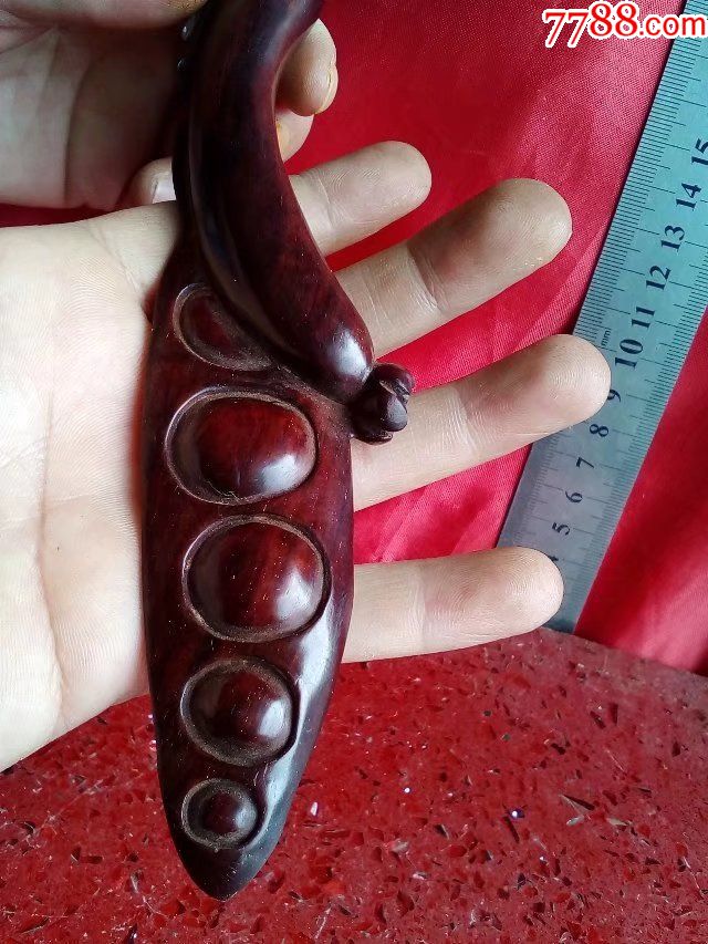 60克重,保证真正小叶紫檀红木雕花鸟植物,四季平安豆红豆丝瓜吧