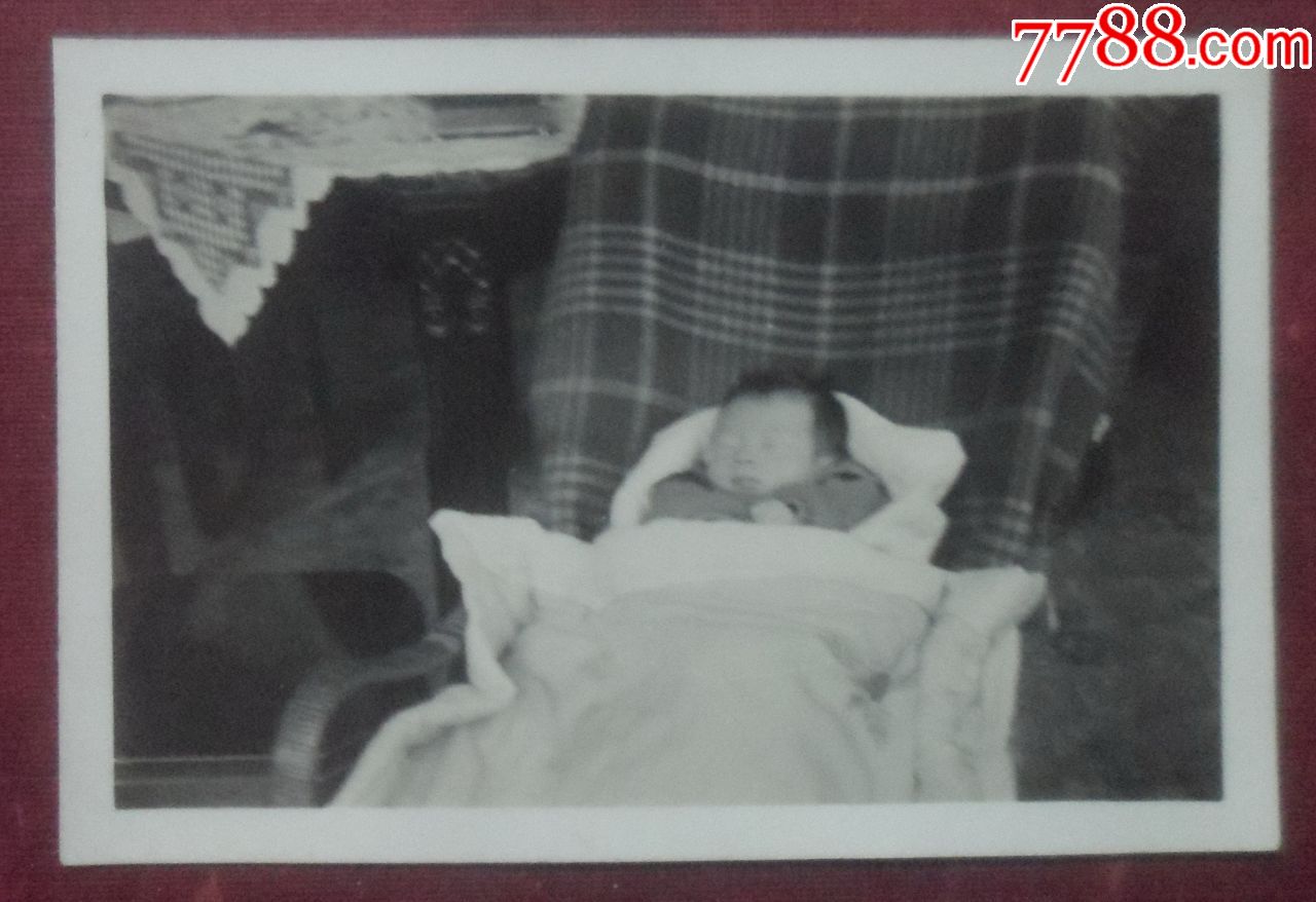 重庆襁褓宝宝五十年代,给外祖母报喜照片,背面