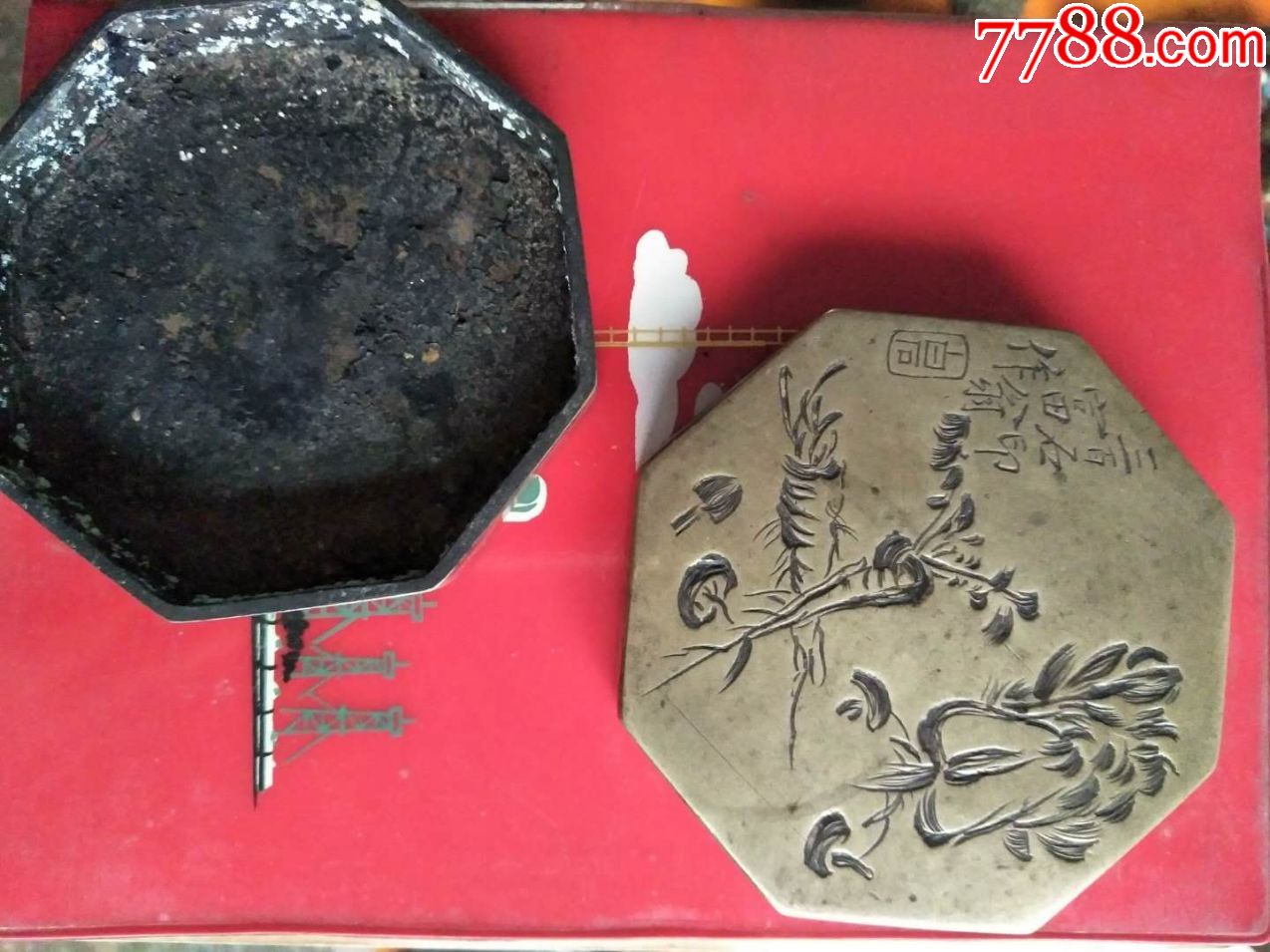 民国时期大师《齐白石款的白铜墨盒》三百石印富翁底部《文古款》