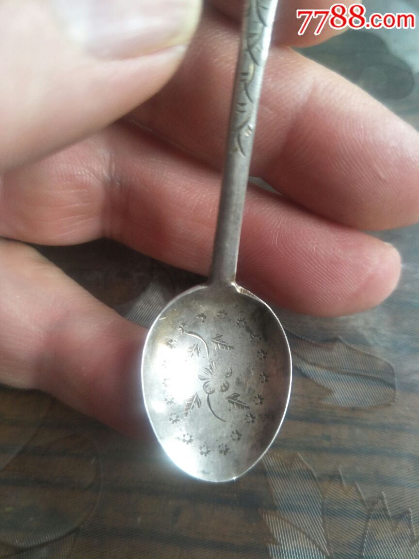 一只清代纯银勺子_价格240.