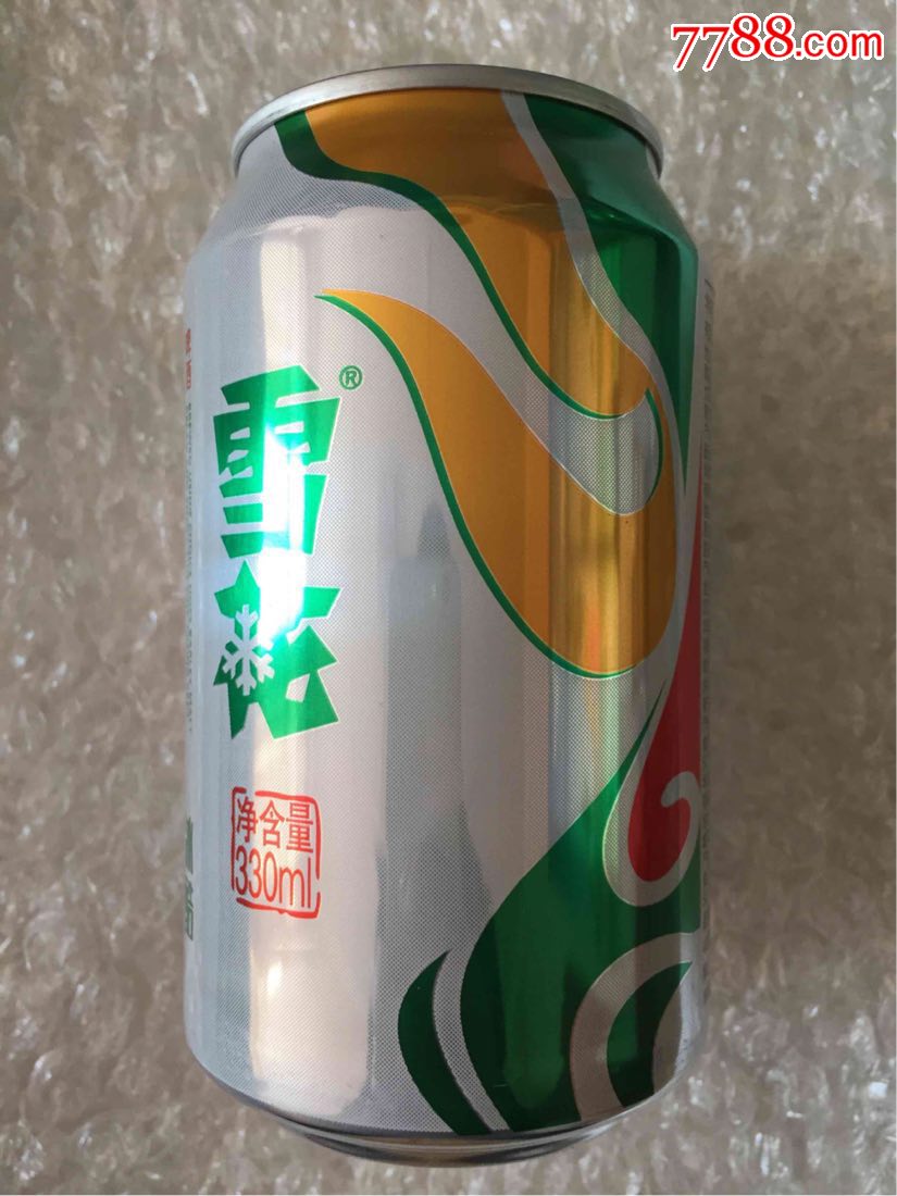 雪花啤酒易拉罐