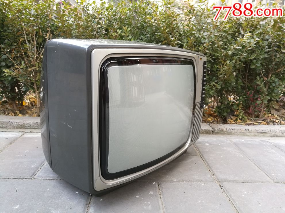 三洋牌14寸彩色电视机
