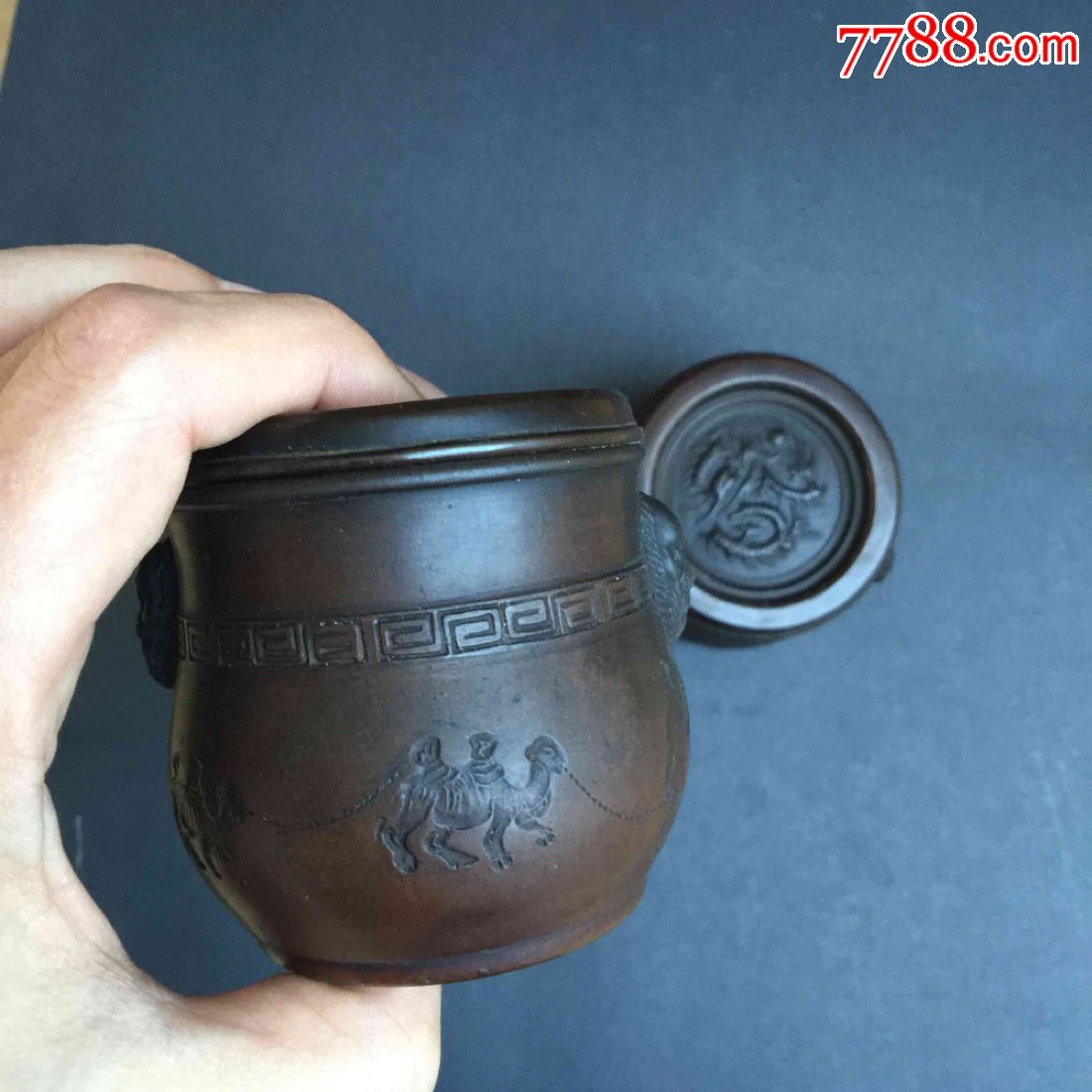 商品名称:蛐蛐罐蟋蟀盆大年份带罐配罐,王义早期带罐.