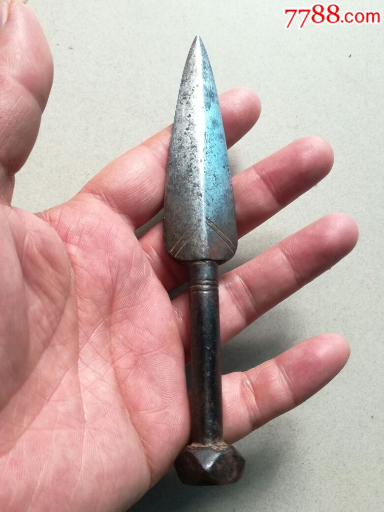掌中暗器