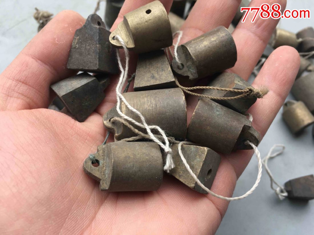 小铜秤砣几十个35元一个