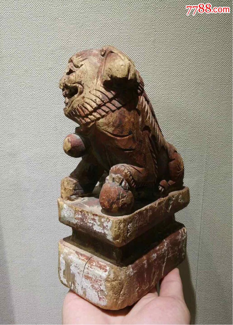 清代木雕狮子,造型大气,工艺漂亮非常喜气,高20厘米长