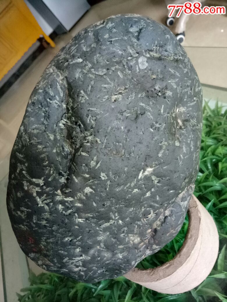 橄榄陨石中上磁性5.10千克