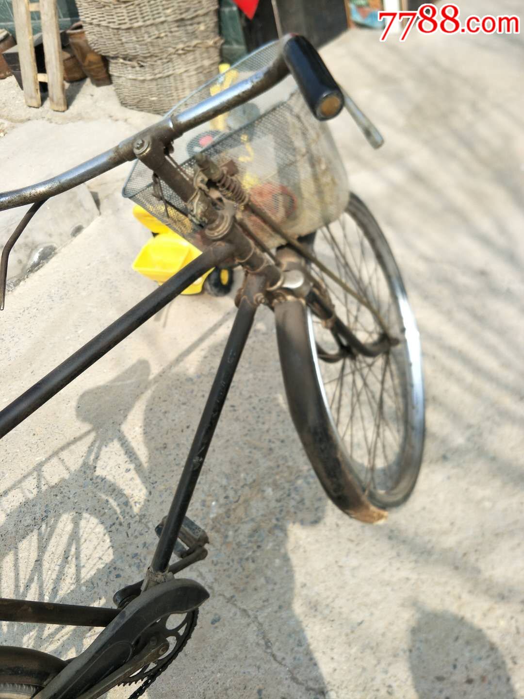 老济南自行车,还有牌照