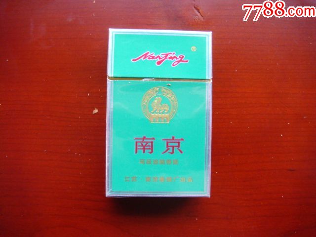 �Ͼ���ͼƬ�����е�ɫ���16���̼�1.2����֧�ܣ�����ֽ��