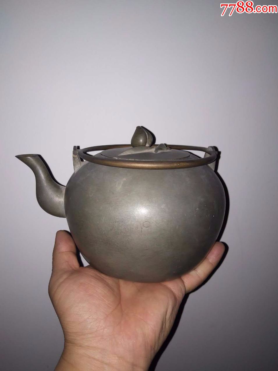 厚重大锡壶_价格1800.