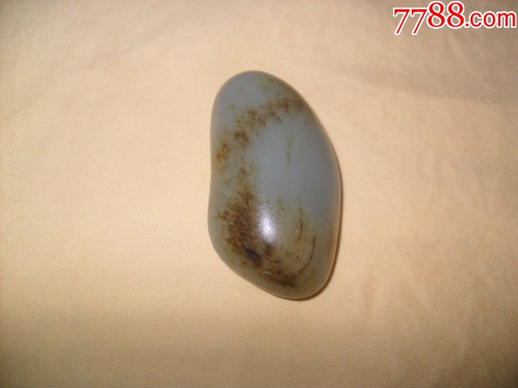 超精美秋梨皮和田玉籽料原石