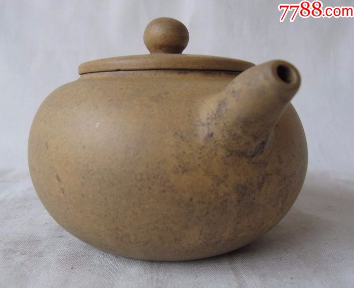 周国忠制紫砂壶
