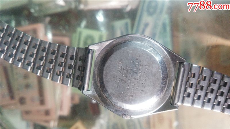 超薄机芯少见型号日本西铁城全自动双日历男机