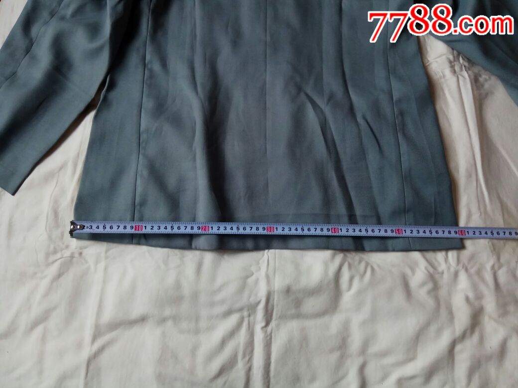 八十年代有机玻璃扣衣服
