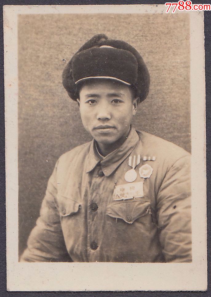 早期军人老照片,1953年拍摄于朝鲜