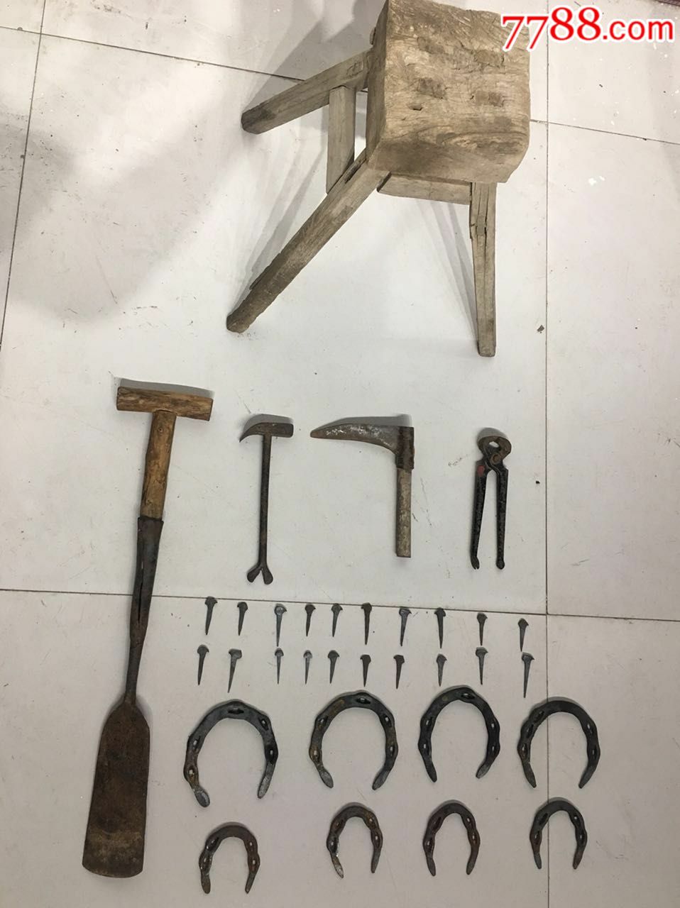 更新:全套钉马掌工具1200元不议价