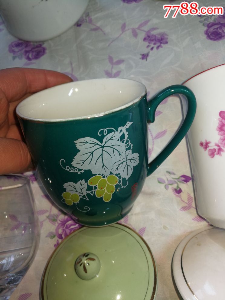 70-80年代的杯子都是单个的