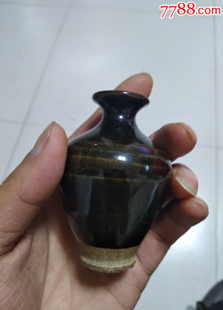 金,元时期黑瓷小药瓶