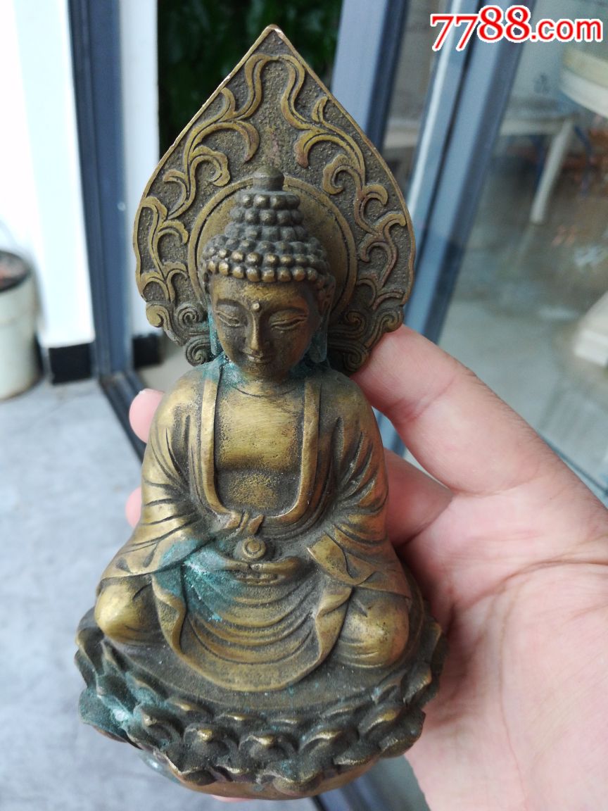 风水摆件,释迦牟尼铜佛像一尊,法相祥和安然,善心结缘