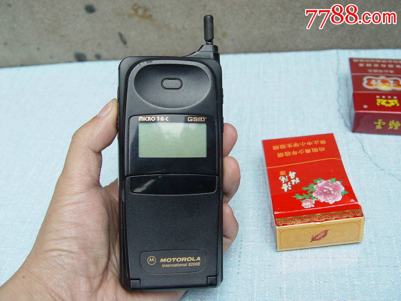 摩托罗拉8200大哥大,二哥大