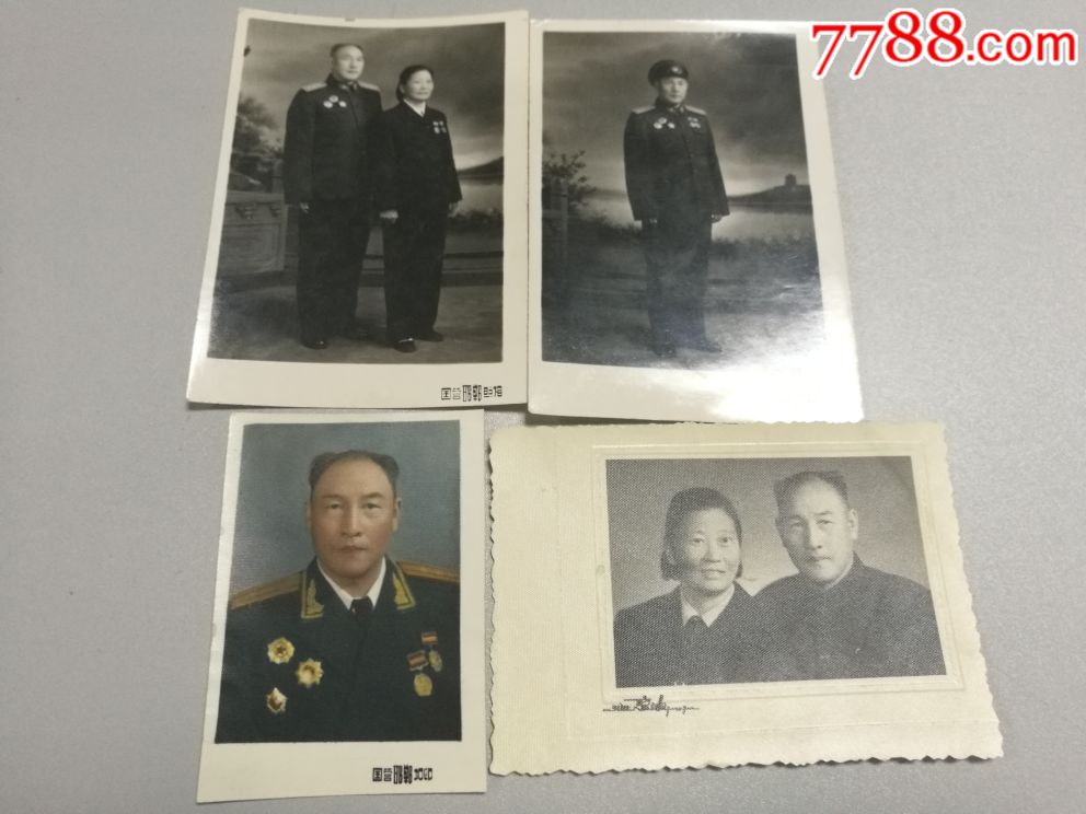 老红军上校礼服照片