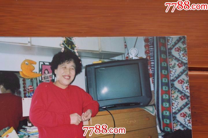 2000年-彩色电视机-美女_价格3.0000元_第3张_7788收藏__中国收藏热线