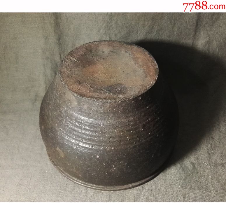清洪塘窑薄胎酱釉陶钵