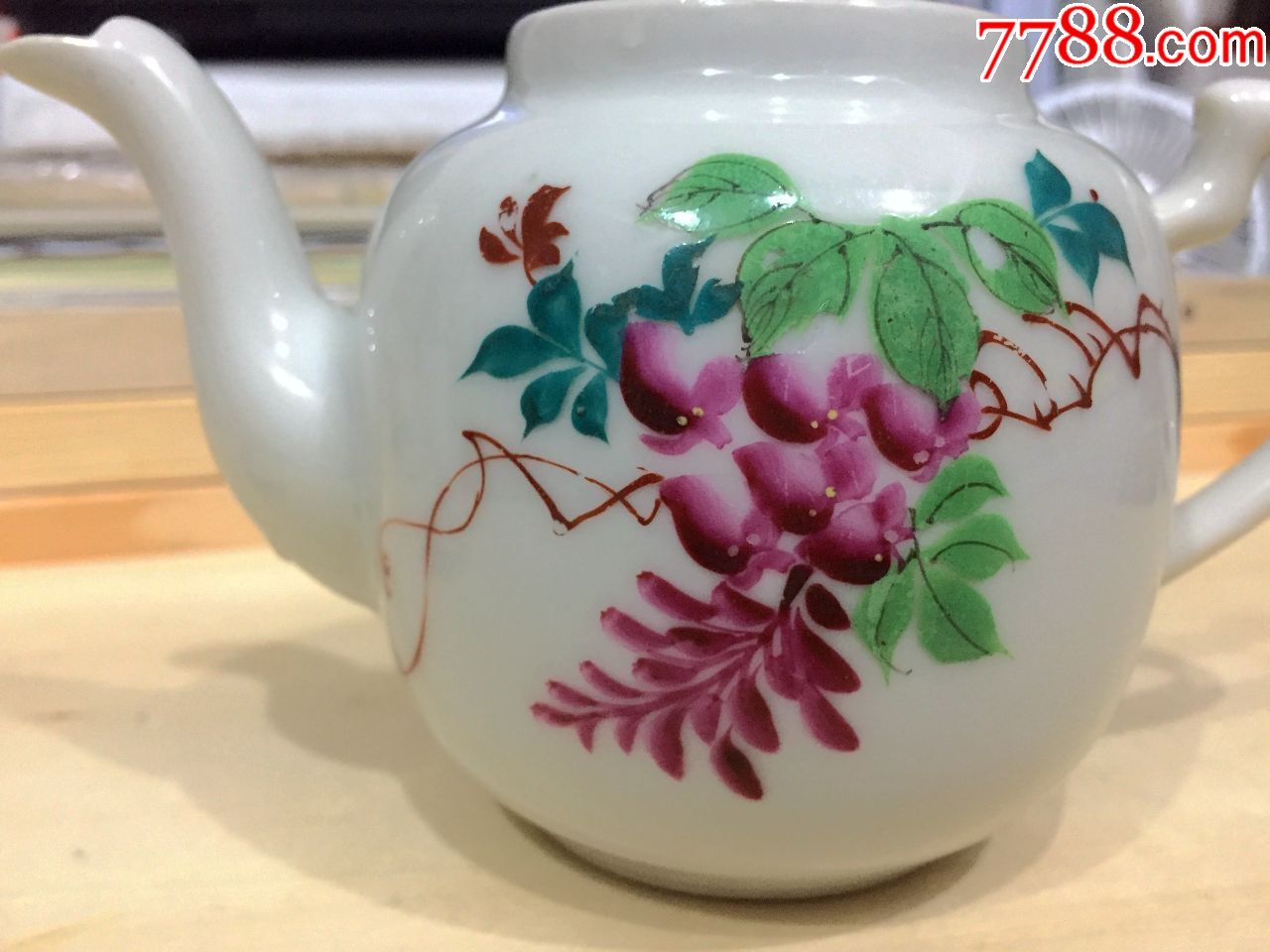 醴陵瓷釉上彩老茶壶紫藤花图案