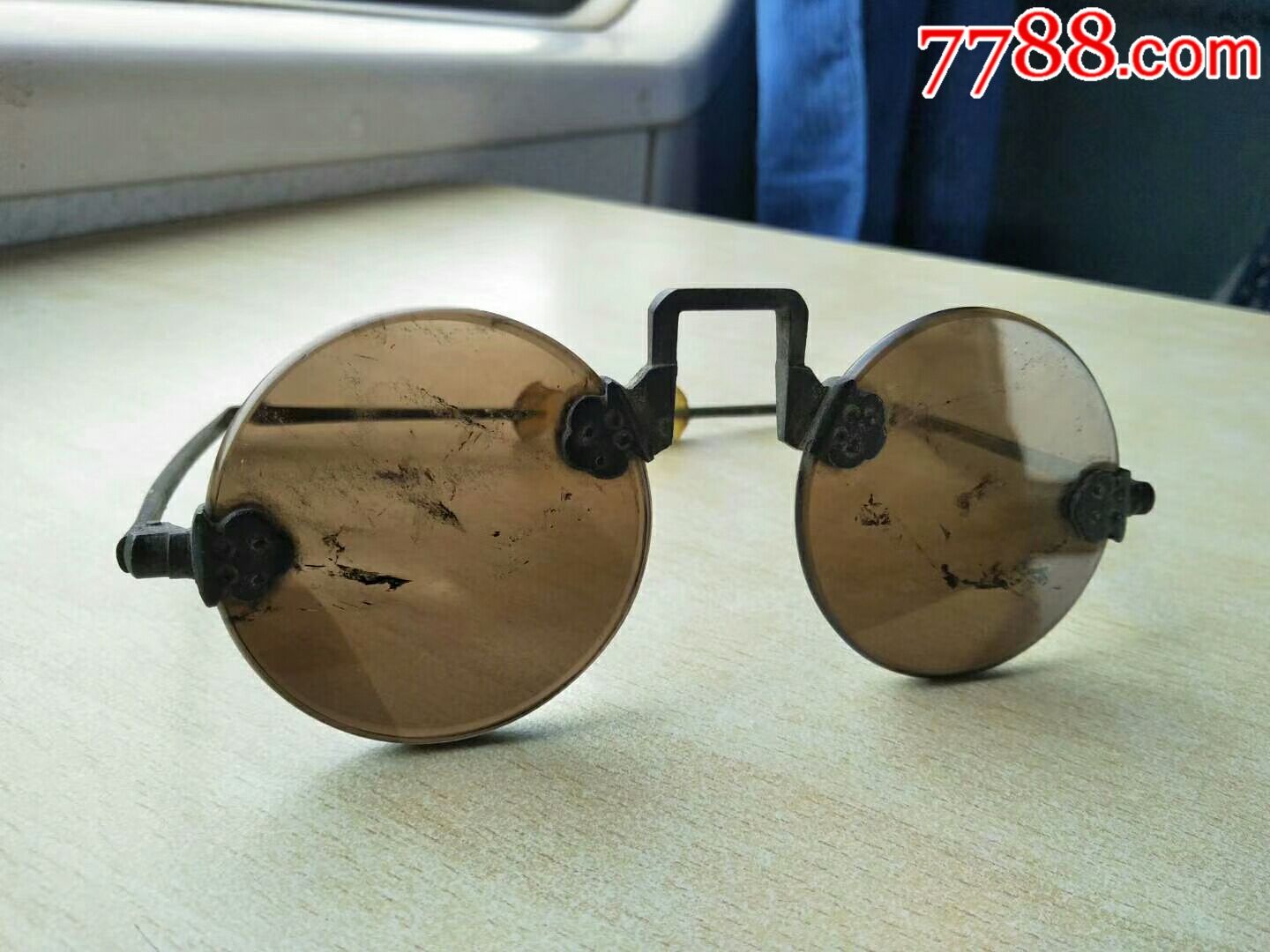 清代水晶眼镜