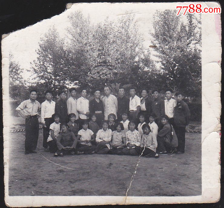 60年男女学生合影_老照片_影像会馆【7788收藏__中国收藏热线】