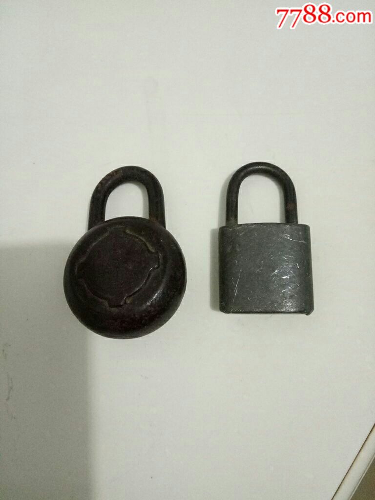 铁锁灰底白卡包装盒图片