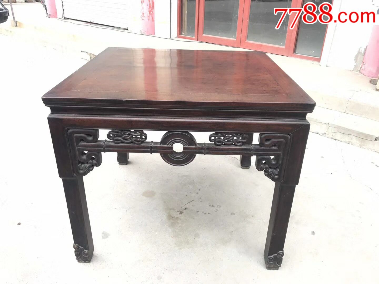 清代花梨木(草花梨)八仙桌方桌