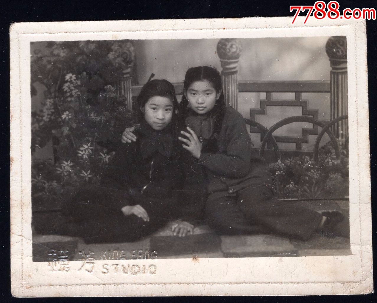 50年代美女老照片1张(尺寸约6*7.5厘米)