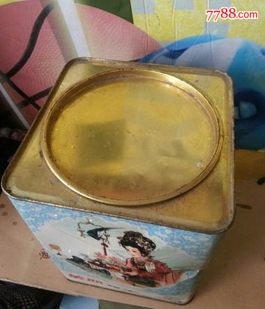 四大美女美丽牌饼干铁桶