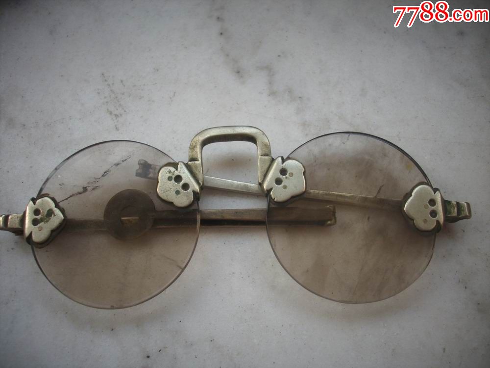 清代-豫诚款白铜镜架,茶色水晶石头【古董眼镜】镜片内有棉絮纹!