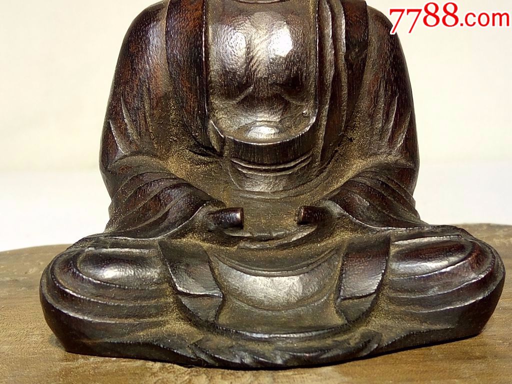 清代木雕佛像一尊