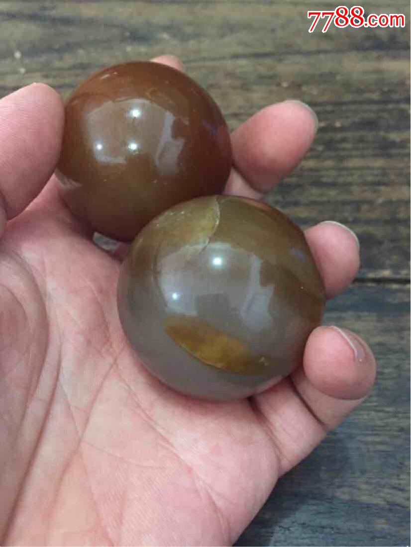 清代玛瑙球一对