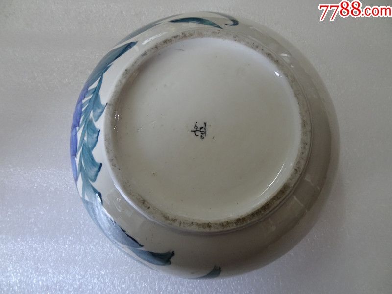 精品朝鲜高丽圆肚型老瓷器盖罐带底款